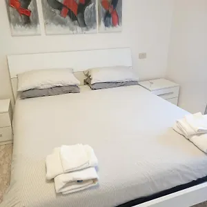  Appartamento Mare Calmo Con Parcheggio