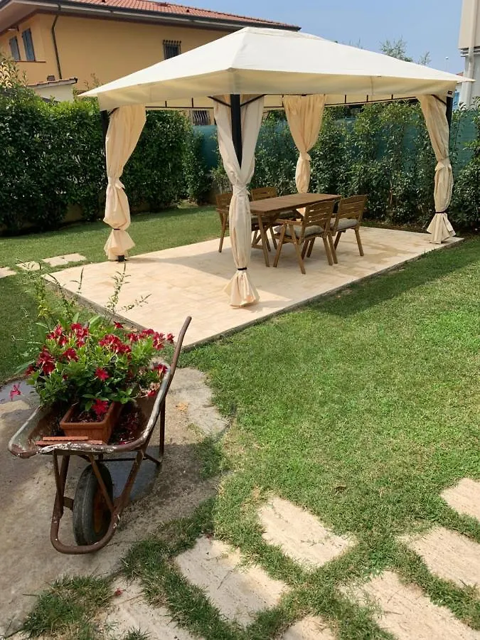 Le Zitelle Di San Pio 2 Apartment Massa